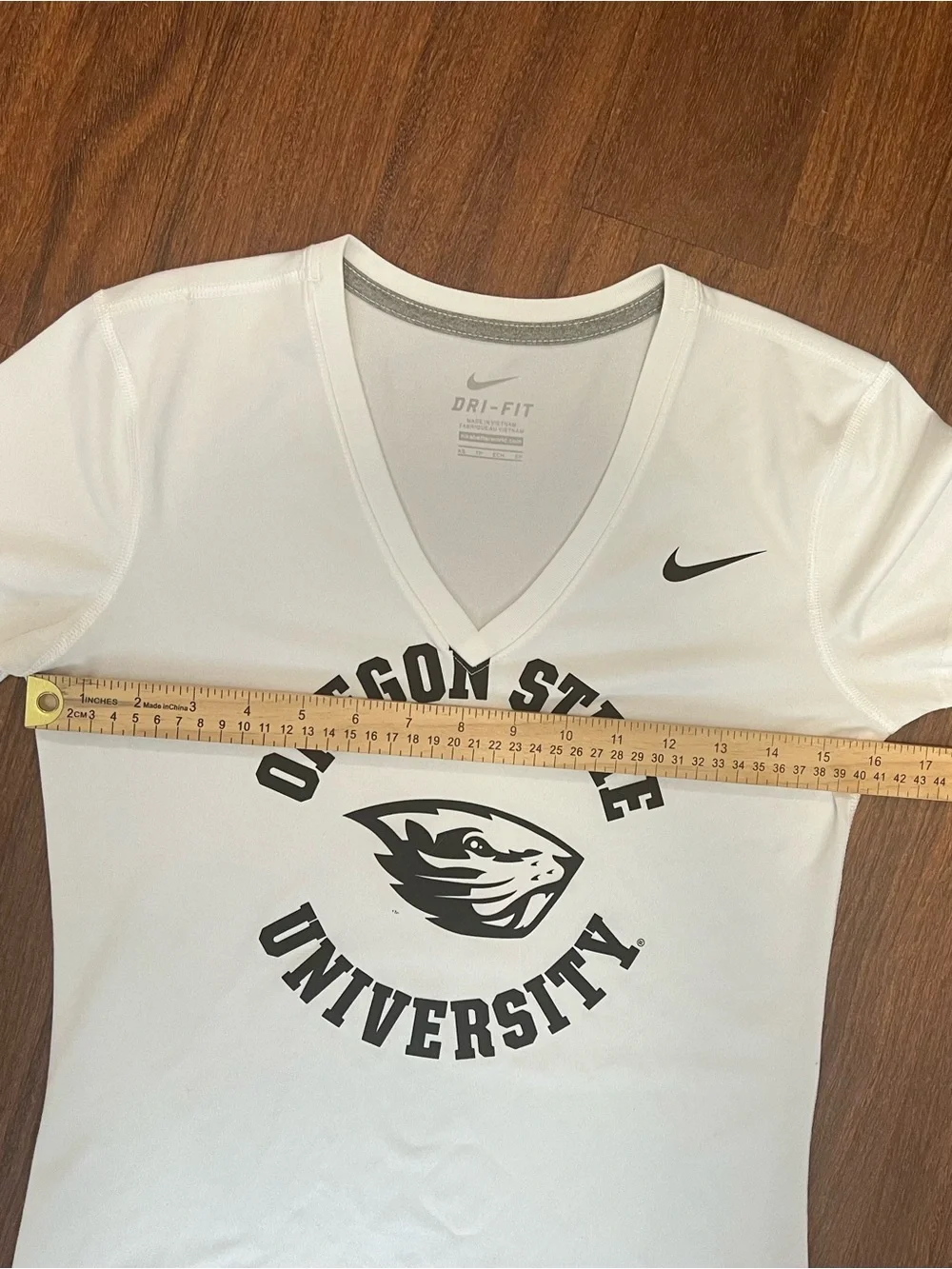 Nike Oregon State Beavers Dri-Fit V-Neck T-Shirt Women’s XS White NCAA College